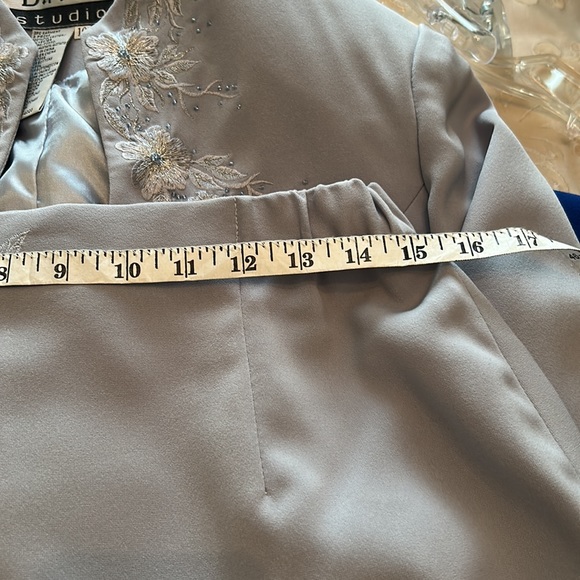 Suit - Picture 12 of 14